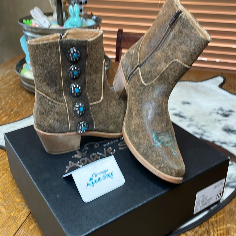 Agave Sky Booties/short boot size 10